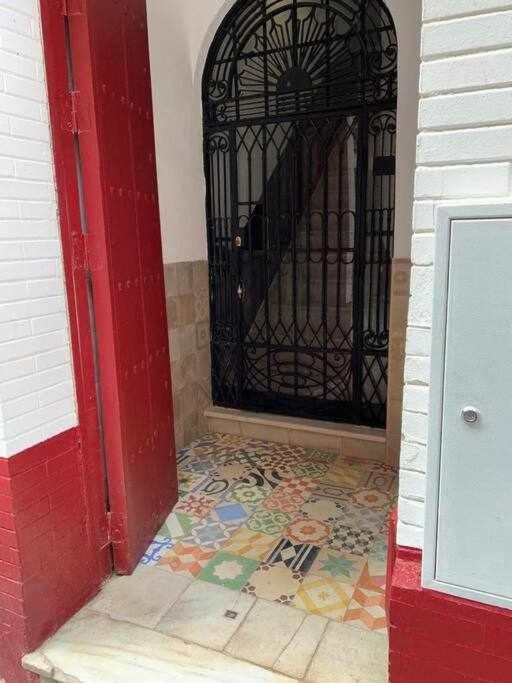 Casa Palacio Siglo Xviii En Centro Histórico De Sevilla. * Sevilla